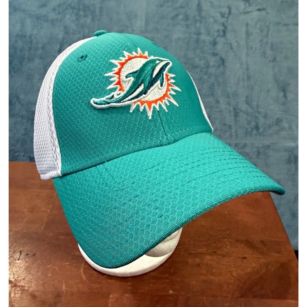 Miami Dolphins Hat New Era 39THIRTY Flex Fit Cap Medium / Large M/L Hex Neo NWOT